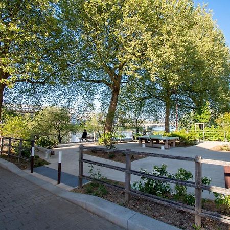 Studio Refait A Neuf Avec Parking En Bord De Loire Nantes Exterior photo